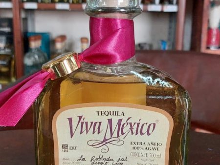 Tequila Viva México Extra Añejo 5 años 100% Agave - 700 ml botellas 193 de 210; 131 de 210 Predio: La Roblada Online Sale