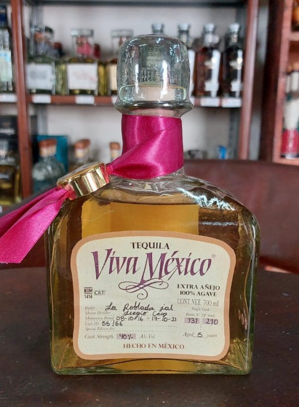 Tequila Viva México Extra Añejo 5 años 100% Agave - 700 ml botellas 193 de 210; 131 de 210 Predio: La Roblada Online Sale