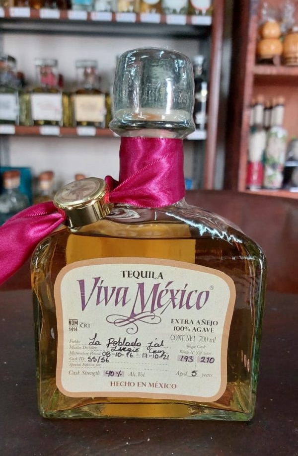 Tequila Viva México Extra Añejo 5 años 100% Agave - 700 ml botellas 193 de 210; 131 de 210 Predio: La Roblada Online Sale