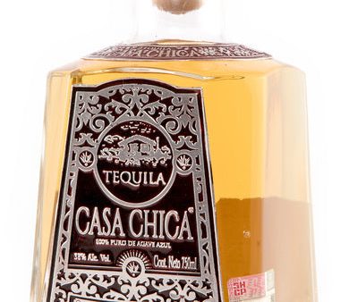 Tequila Casa Chica Añejo 100% Agave - 750ml Supply